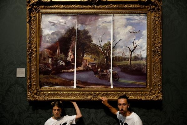 Экоактивисты повредили картину в Лондонской национальной галерее  1